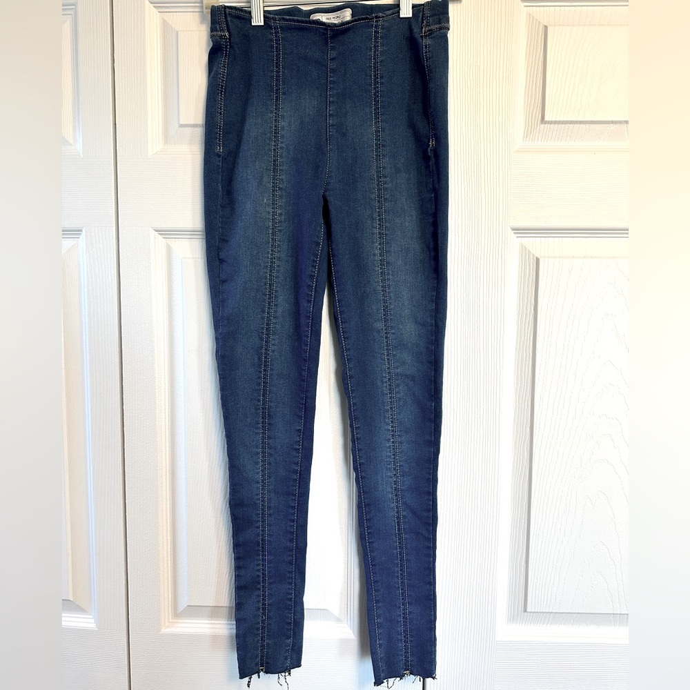 Size 26 Free People Brand, skinny jeans